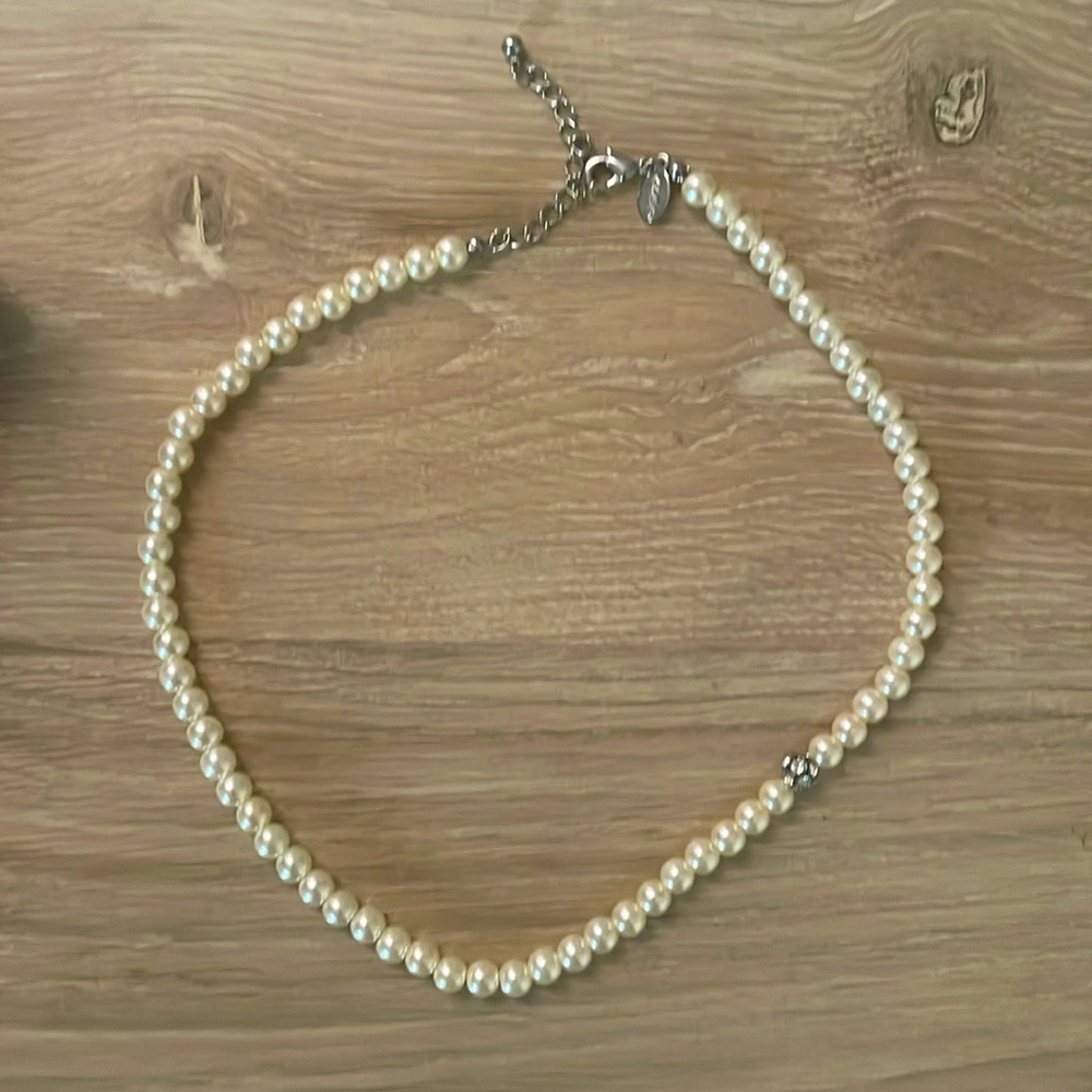 Faux Pearl Accent Necklace
